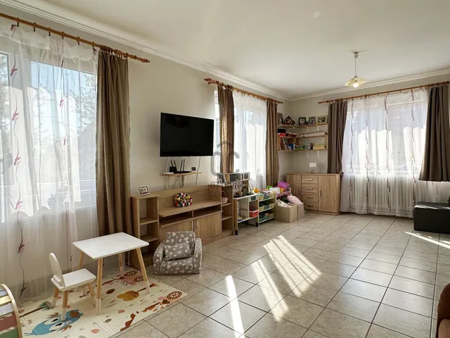 Eladó ház Sárosd 144 nm