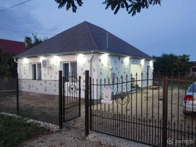 Eladó ház Sajószentpéter, Kertváros 70 nm