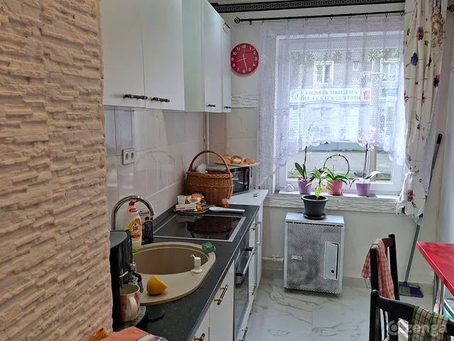 Eladó lakás Kazincbarcika, Belváros 34 nm