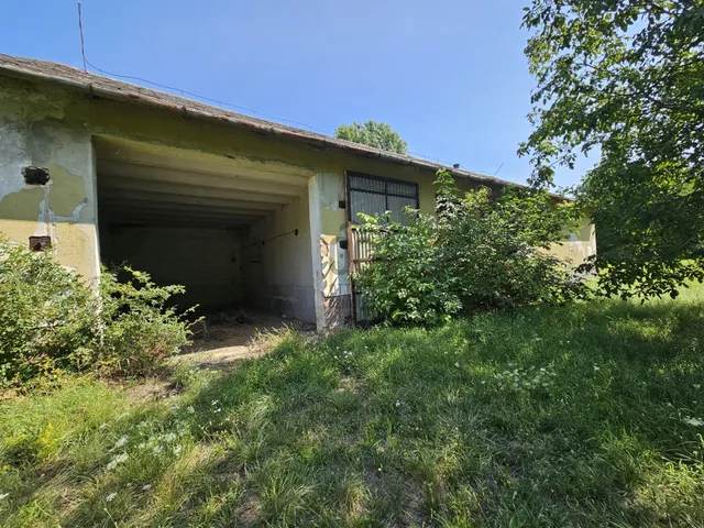 Eladó telek Bozsok 11454 nm