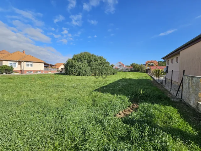 Eladó telek Bük 1107 nm