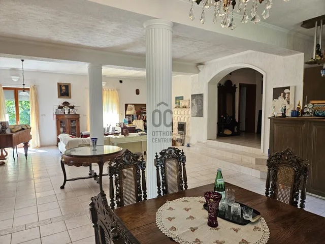 Eladó ház Szarvaskend 223 nm