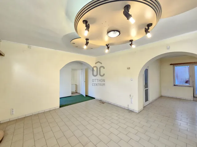 Eladó lakás Körmend, Belváros 138 nm