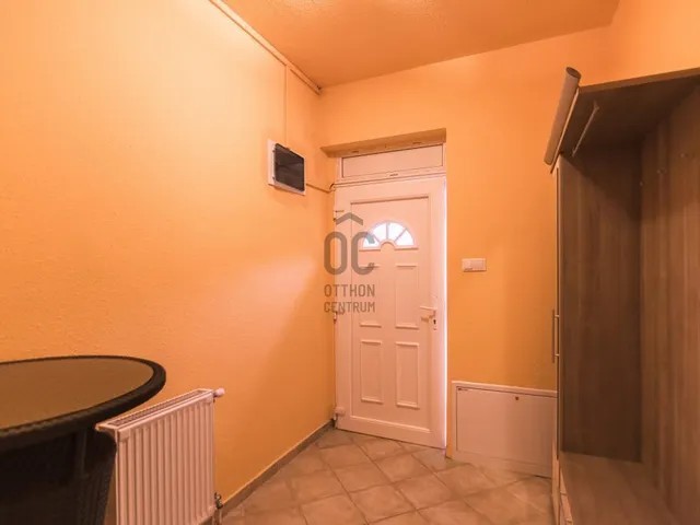Eladó ház Telki 250 nm