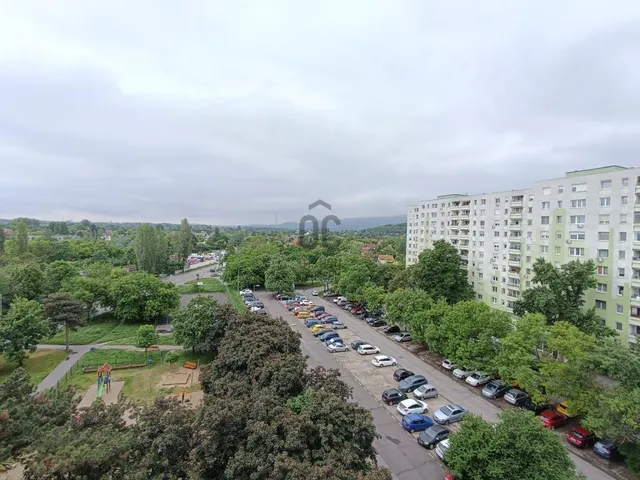 Eladó lakás Budapest III. kerület, Békásmegyer 52 nm