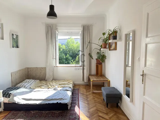 Eladó lakás Budapest III. kerület 74 nm