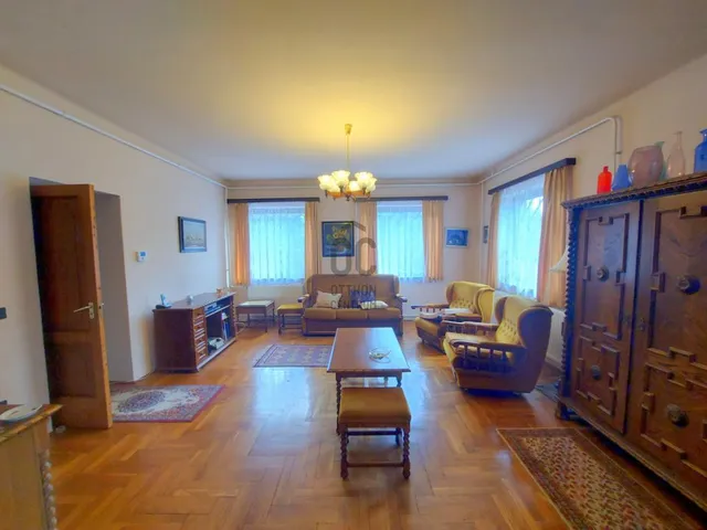Eladó ház Budapest XVI. kerület, Árpádföld 200 nm