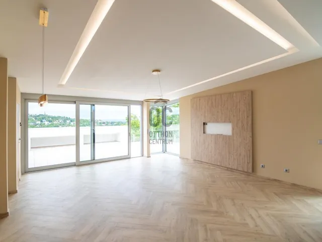 Eladó lakás Budapest III. kerület, Testvérhegy 189 nm