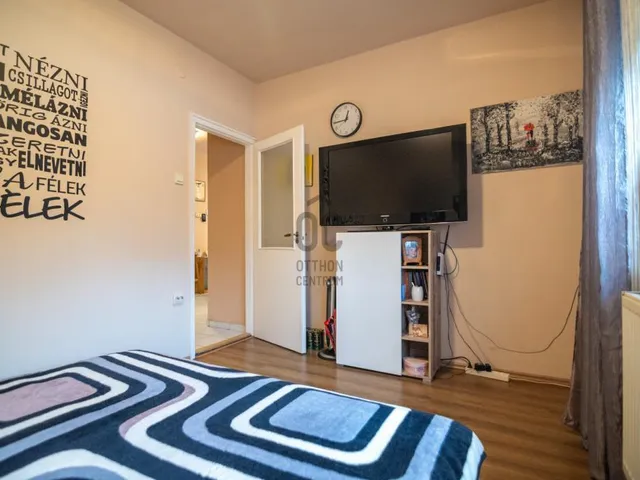 Eladó ház Sóskút 292 nm