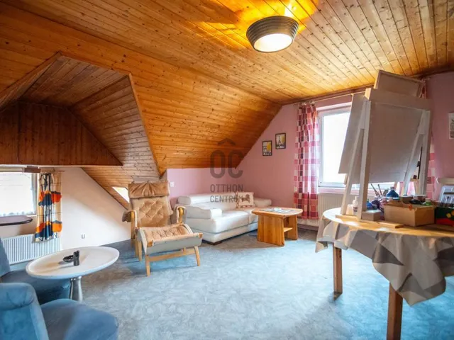 Eladó ház Sóskút 292 nm