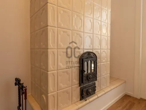 Eladó ház Budapest III. kerület, Táborhegy 174 nm