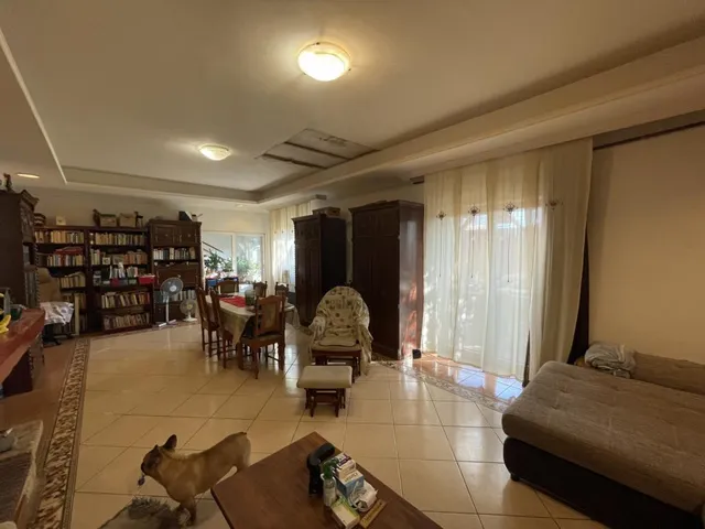 Eladó ház Budapest IV. kerület, Megyer 190 nm