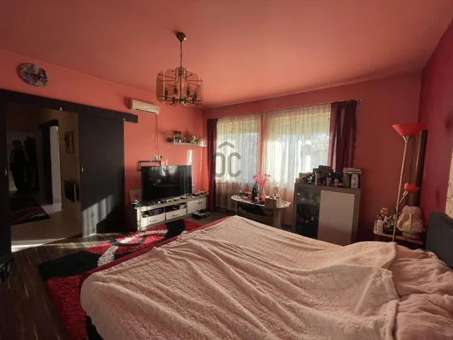 Eladó ház Budapest IV. kerület, Megyer 190 nm