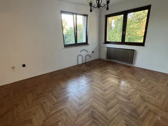 Eladó ház Budapest II. kerület, Budaliget 213 nm