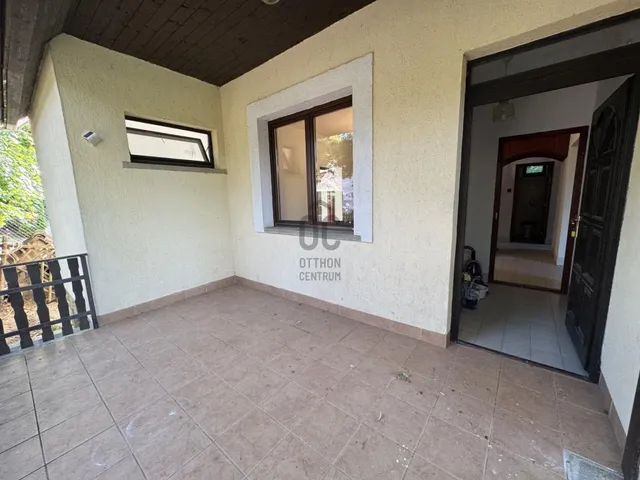 Eladó ház Budapest II. kerület, Budaliget 213 nm