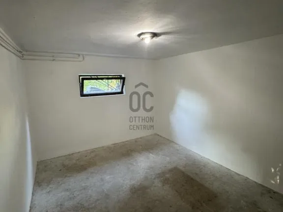 Eladó ház Budapest II. kerület, Budaliget 213 nm