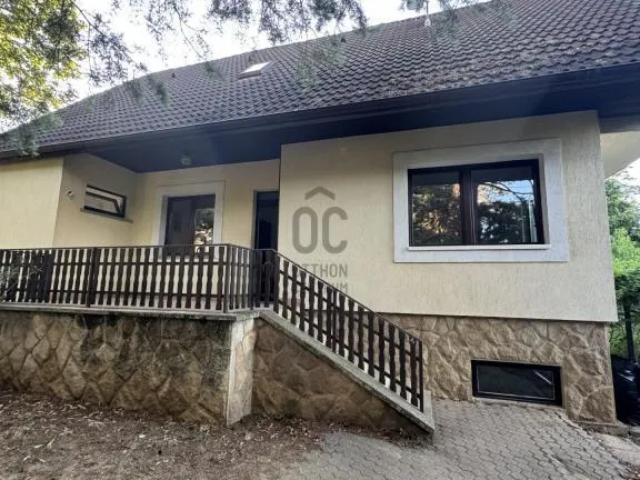 Eladó ház Budapest II. kerület, Budaliget 213 nm