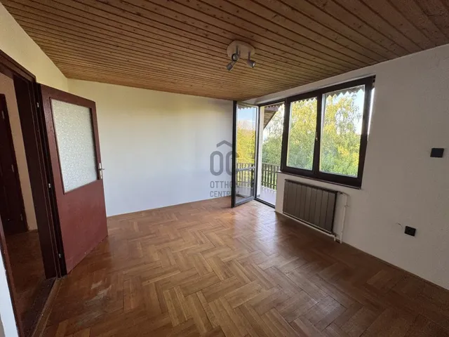 Eladó ház Budapest II. kerület, Budaliget 213 nm