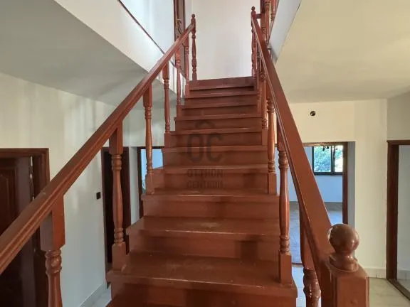 Eladó ház Budapest II. kerület, Budaliget 213 nm