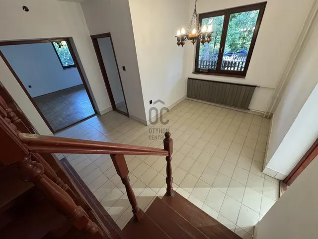 Eladó ház Budapest II. kerület, Budaliget 213 nm