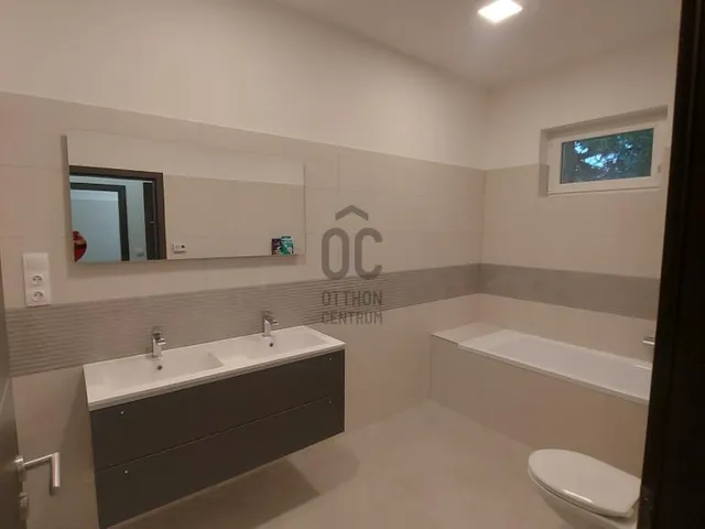 Eladó ház Érd, Fenyves-Parkváros 124 nm