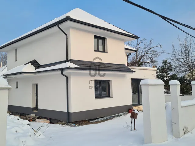 Eladó ház Pomáz 140 nm