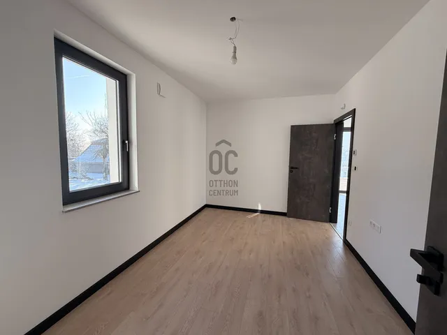 Eladó lakás Budapest III. kerület, Aranyhegy 158 nm