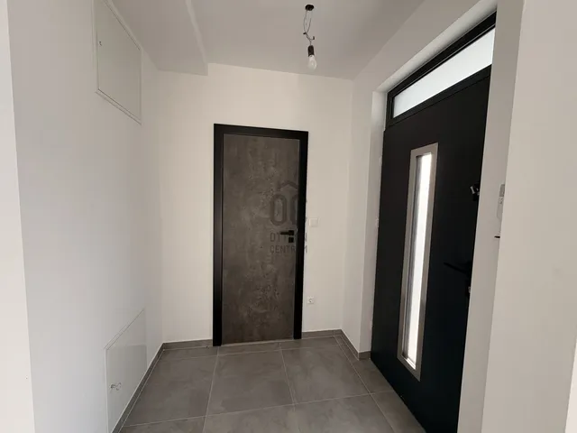 Eladó lakás Budapest III. kerület, Aranyhegy 158 nm