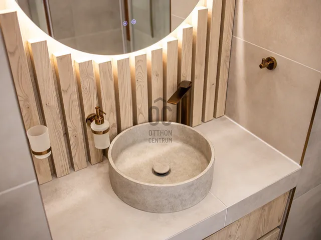 Eladó lakás Budapest I. kerület 101 nm