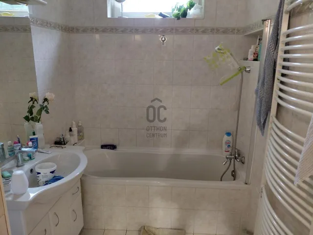 Eladó lakás Budapest XII. kerület, Kissvábhegy 98 nm