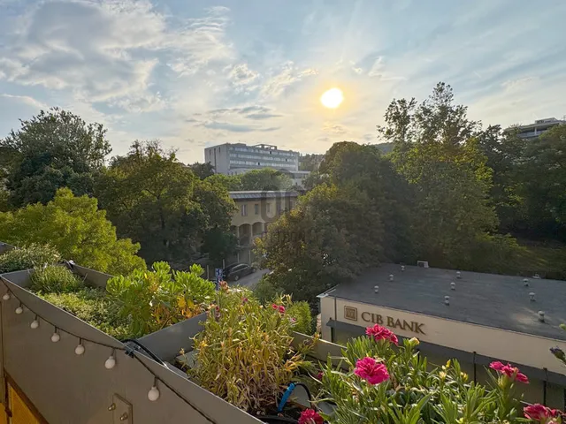 Eladó lakás Budapest XII. kerület, Krisztinaváros XII. ker. 78 nm