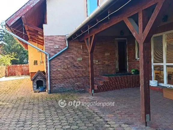 Eladó ház Százhalombatta 185 nm