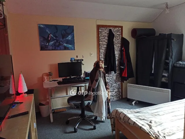 Eladó ház Százhalombatta, Újtelep 215 nm