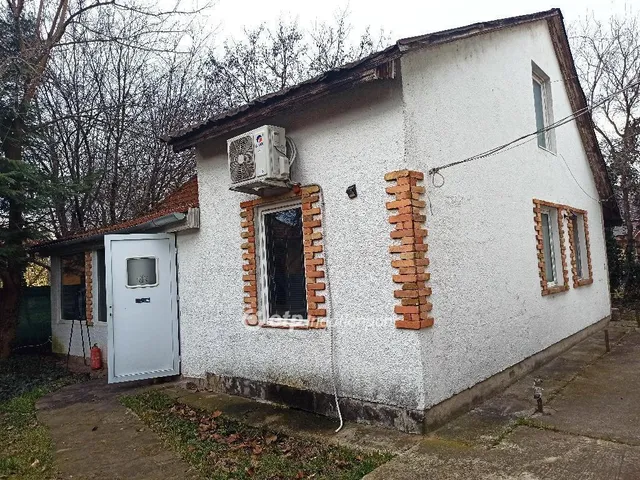 Eladó ház Százhalombatta, Újtelep 215 nm
