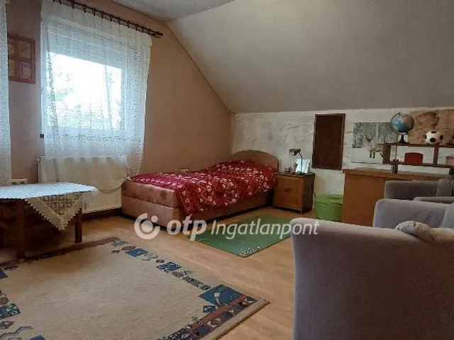 Eladó ház Baracska 212 nm