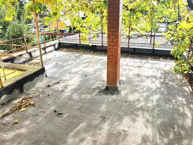 Eladó ház Érd, Tisztviselőtelep 150 nm