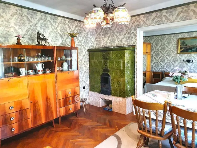 Eladó ház Érd, Tisztviselőtelep 150 nm