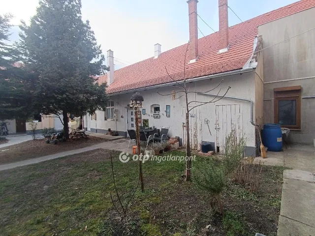 Eladó lakás Székesfehérvár 77 nm