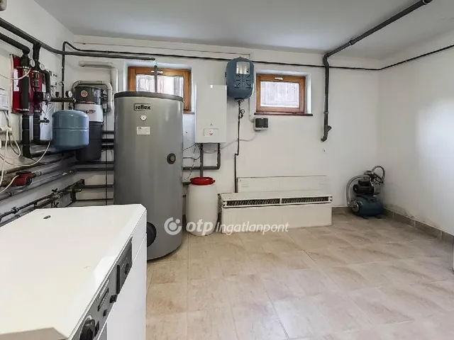 Eladó ház Érd 450 nm