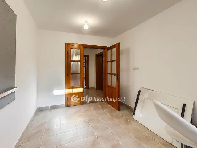 Eladó ház Érd 450 nm