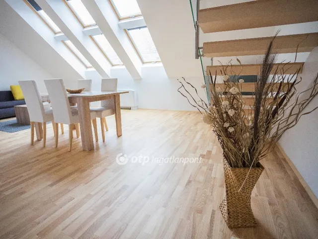 Eladó lakás Budapest VII. kerület 78 nm