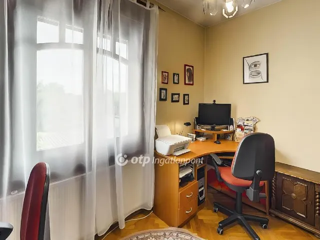 Eladó lakás Székesfehérvár 135 nm