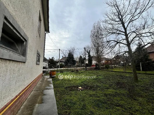 Eladó ház Érd 395 nm