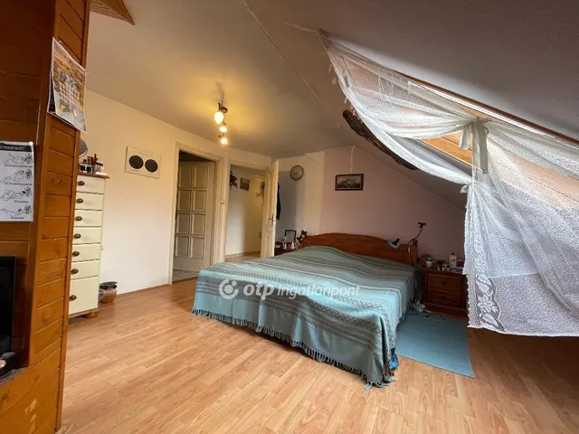Eladó lakás Budapest XI. kerület 135 nm