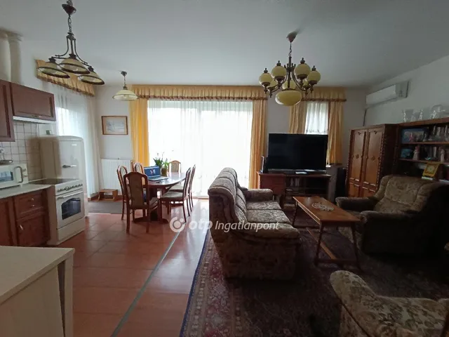Eladó lakás Szigetszentmiklós 80 nm