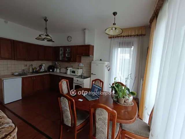 Eladó lakás Szigetszentmiklós 80 nm