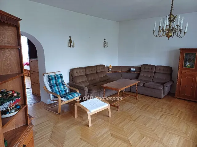 Eladó ház Budapest XXI. kerület 333 nm