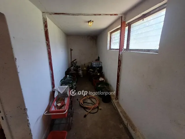 Eladó ház Budapest XXI. kerület 333 nm