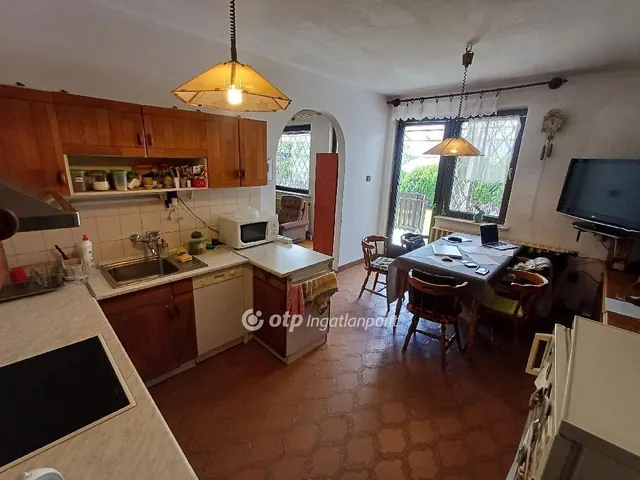 Eladó ház Budapest XXI. kerület 333 nm