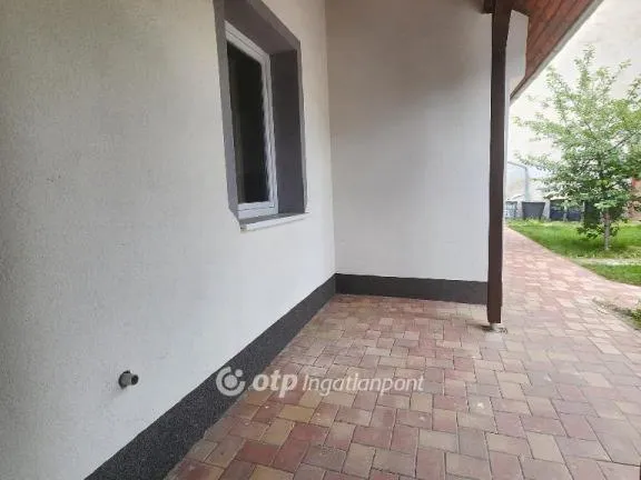 Eladó lakás Budapest XX. kerület 70 nm